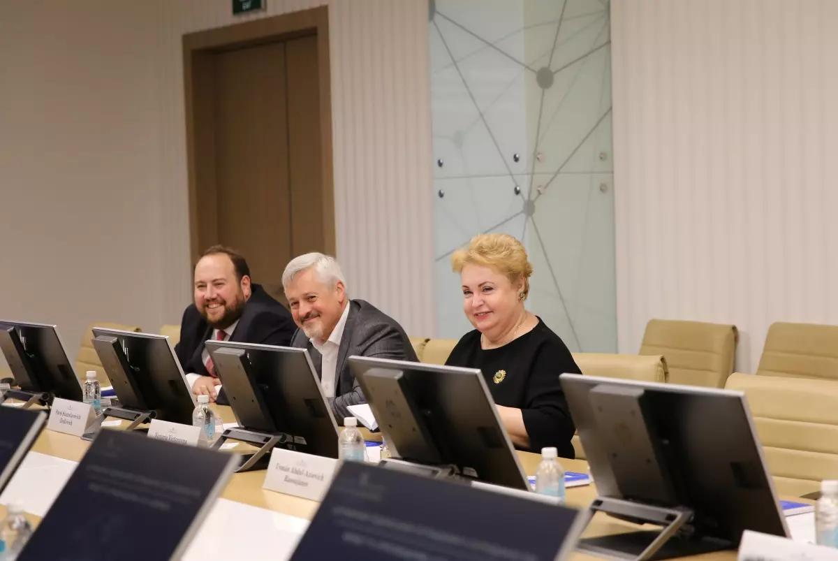 Просвещение и Gemined