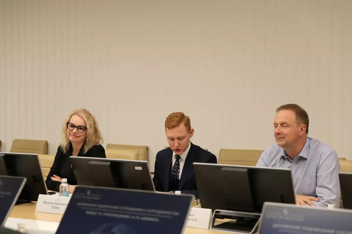 Просвещение и Gemined